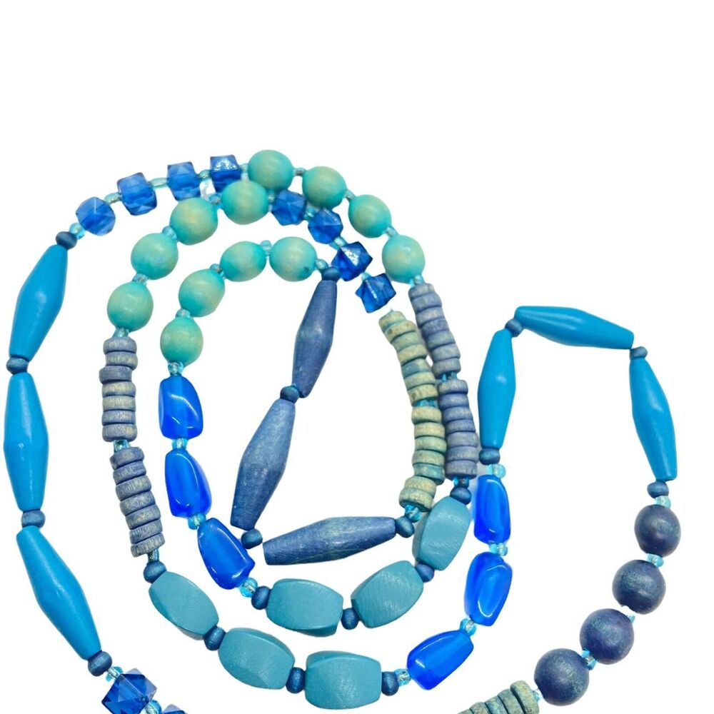 Beaded Necklace Vintage 1980s Women's Blue Plastic Wood Casual Retro Funky Fun
